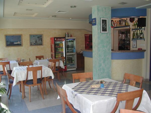 Hotel Astoria Burgas Extérieur photo